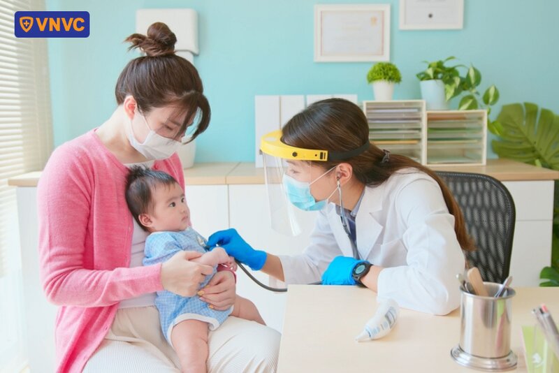 khám sức khỏe định kỳ cho trẻ