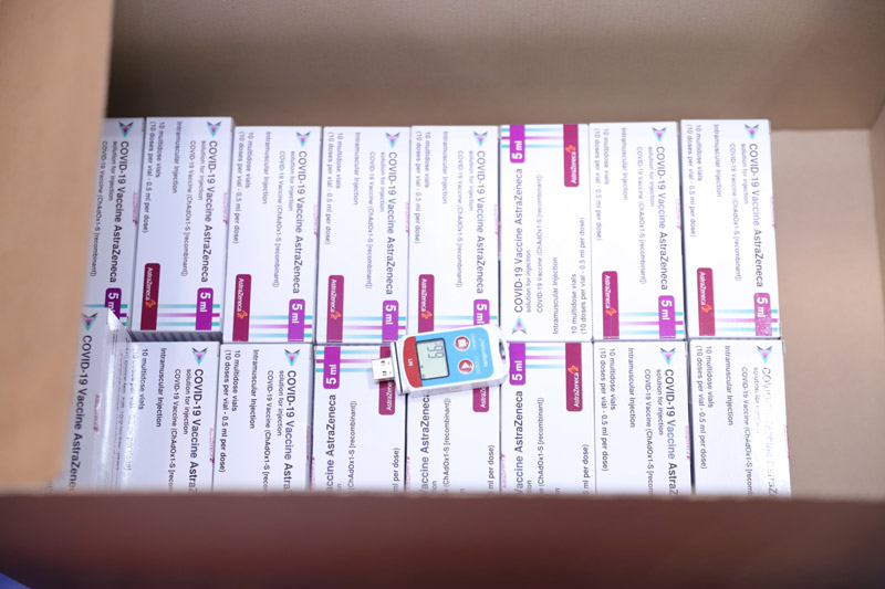 vắc xin covid-19 AstraZeneca