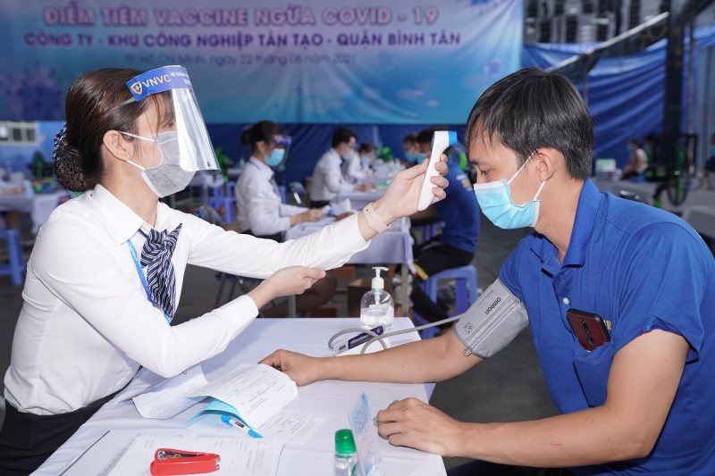 xét nghiệm trước khi tiêm vaccine covid