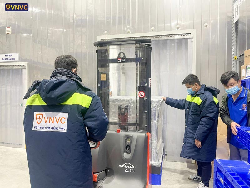 lo vac xin covid astrazeneca thứ