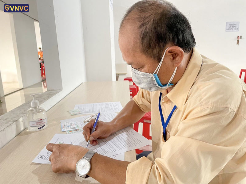 tiem vac xin covid cho doanh nghiep o binh duong