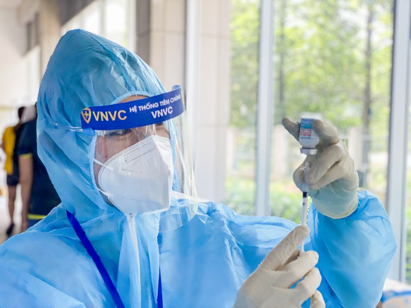 tiêm vắc xin ngừa chủng ay3