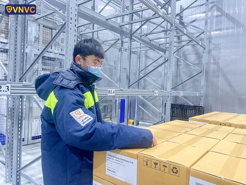 vac xin astrazeneca ve viet nam