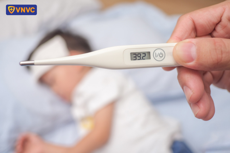 triệu chứng sốt xuất huyết