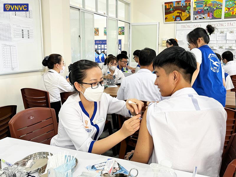 phòng dịch cúm trong trường học
