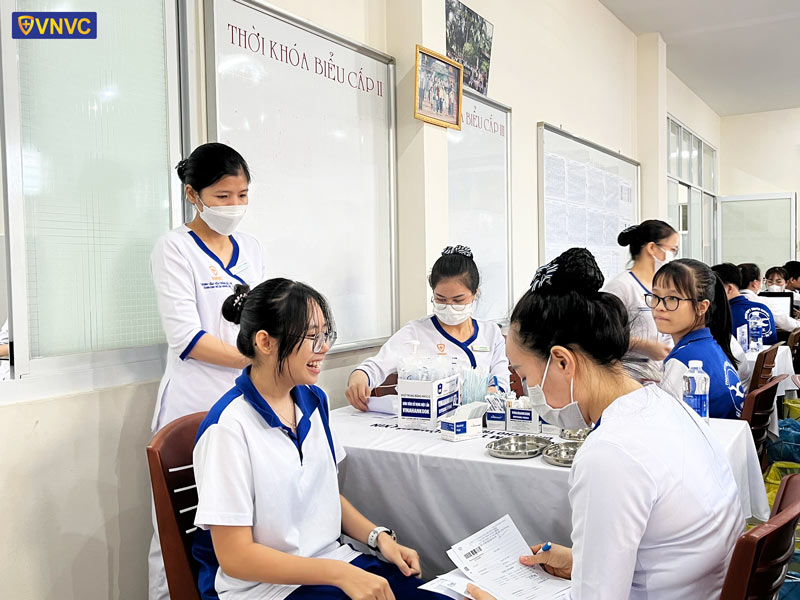 phòng dịch cúm trong trường học