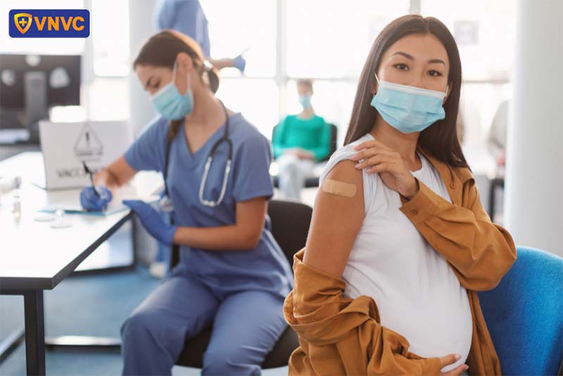 lịch tiêm chủng cho bà bầu