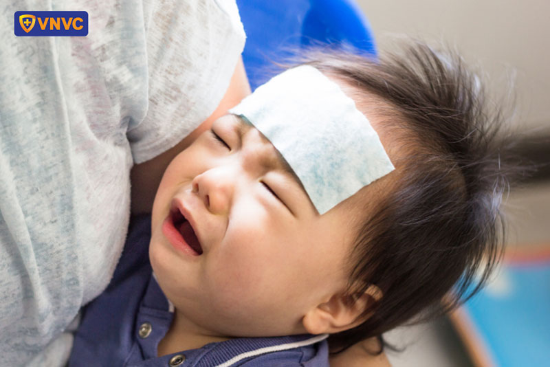 bé khó vì bị sốt