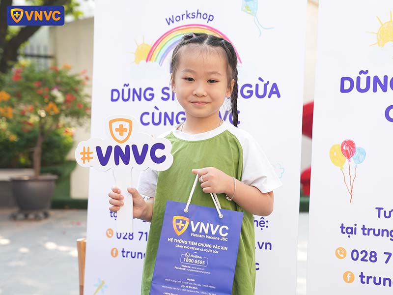 chương trình bé vẽ dũng sĩ tiêm ngừa