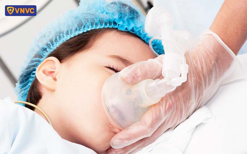 bé đang có dấu hiệu nguy hiểm