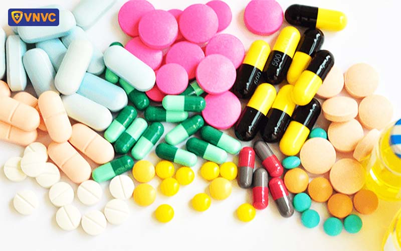 sử dụng thuốc tây để điều trị thủy đậu