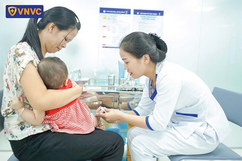 tiêm phòng cúm cho trẻ