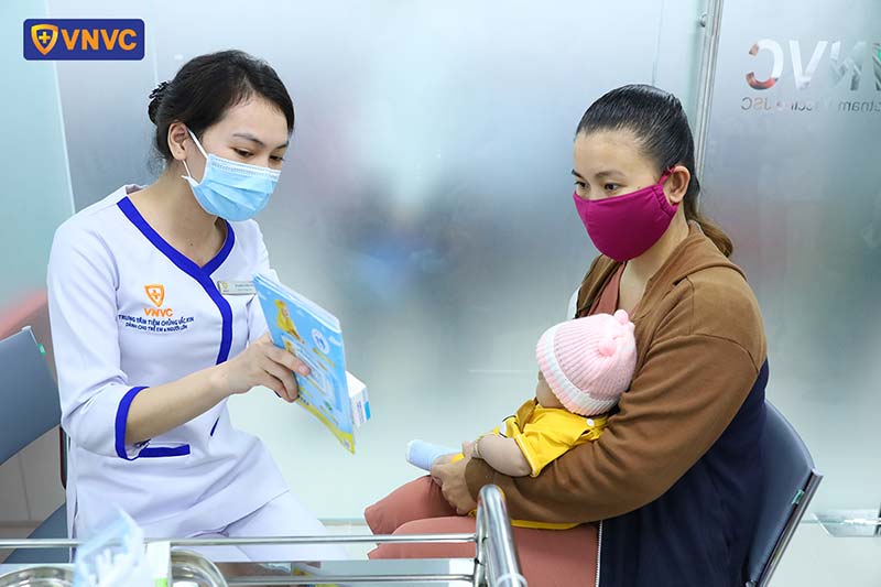 tiêm phòng thủy đậu cho trẻ