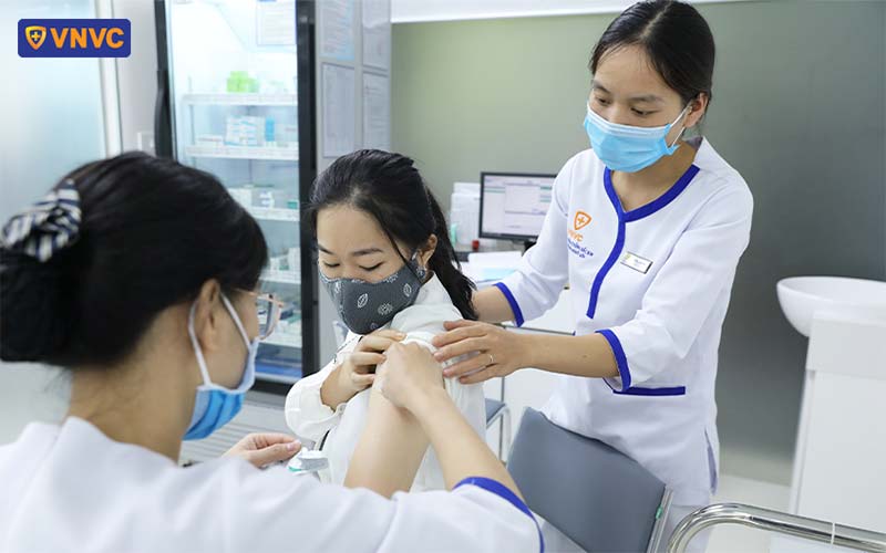 tiêm ngừa hpv để ngăn bệnh sùi mào gà