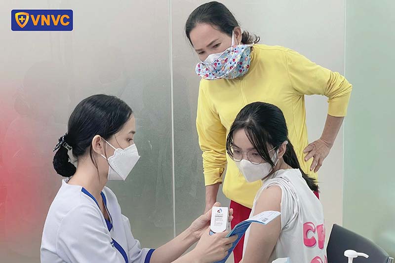 tiêm ngừa vắc xin hpv phòng sùi mào gà hậu môn