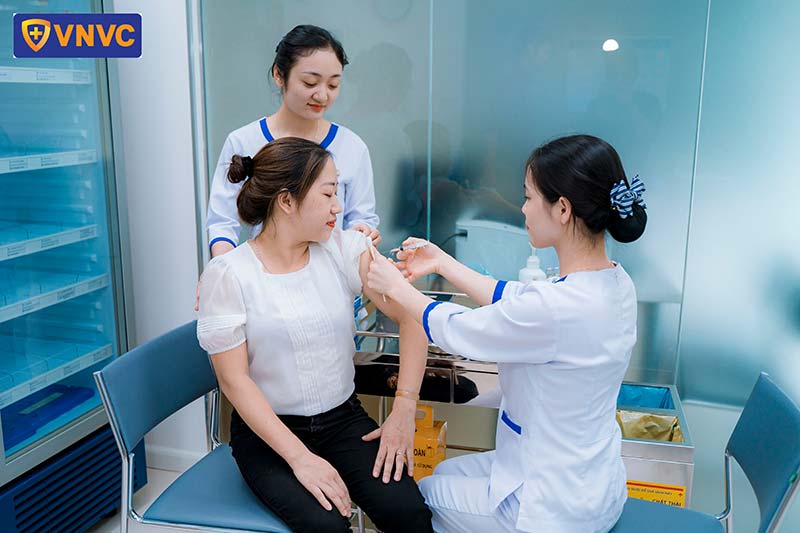 tiêm ngừa cho nữ giới tại vnvc