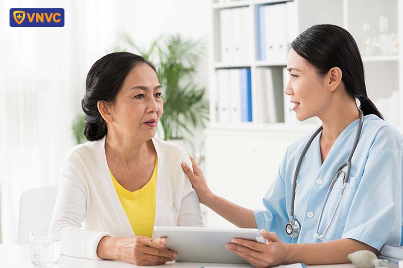 nghe tư vấn từ bác sĩ