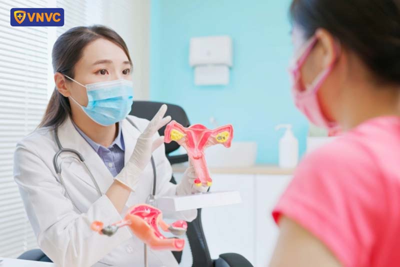 bác sĩ đưa ra giải pháp chữa trị