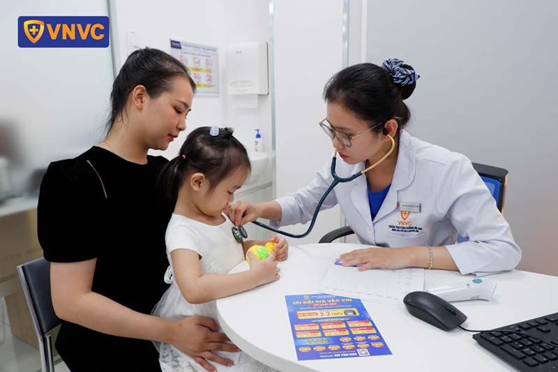 khám sàng lọc ở trẻ em 