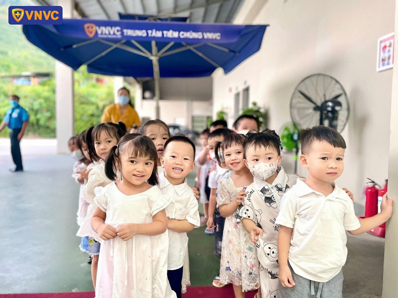 lợi ích khi tiêm phòng cho trẻ