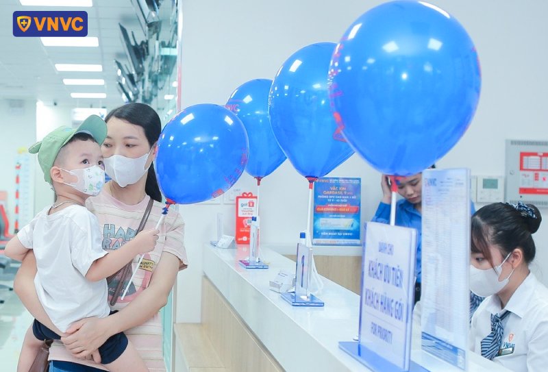 Ảnh khai trương tại VNVC Hòa Bình