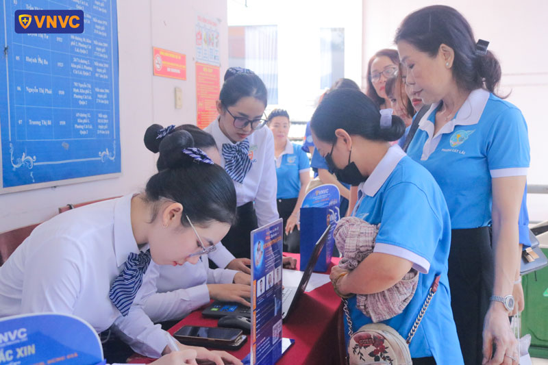 lớp sức khỏe thai sản vnvc