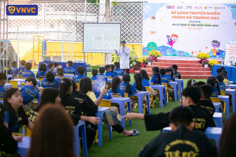 VNVC tổ chức chương trình tư vấn sức khỏe