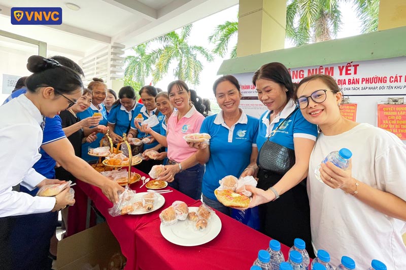 vnvc tổ chức miễn phí lớp học tiền sản