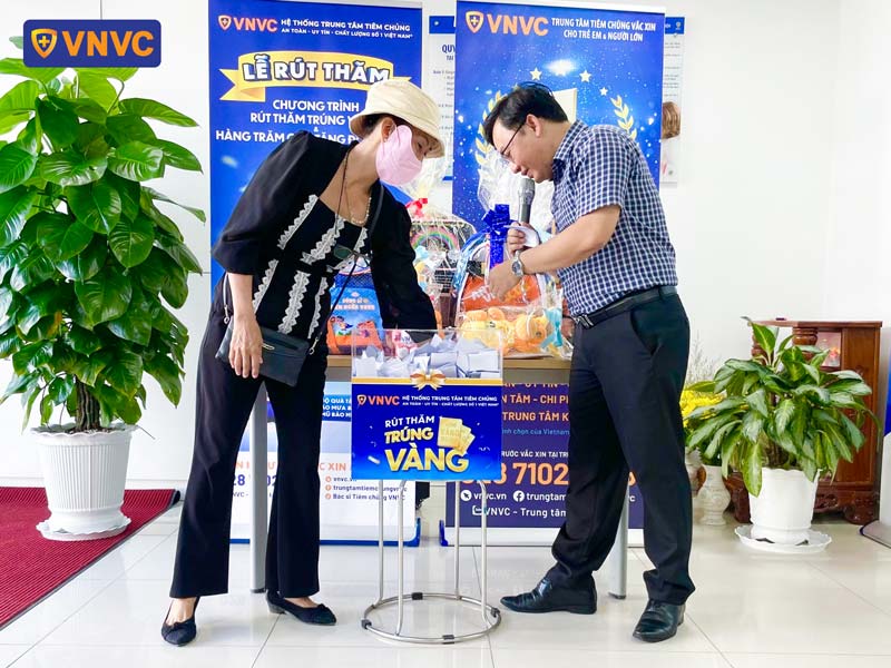 lễ bốc thăm trúng vàng vnvc tân an - long an