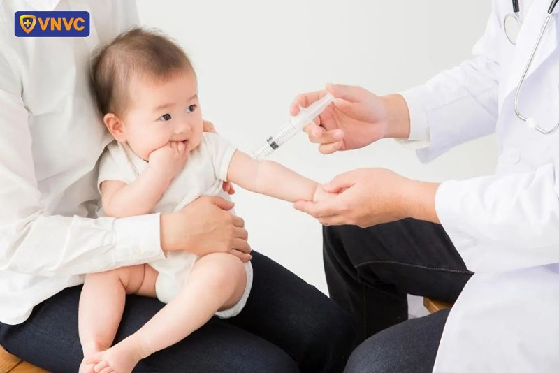 trẻ tiêm phế cầu rồi có bị viêm phổi không