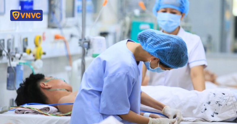 bệnh nhân sốt xuất huyết