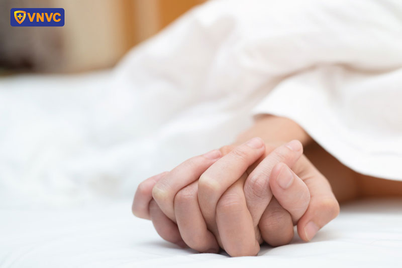 sùi mào gà lây qua đường tình dục