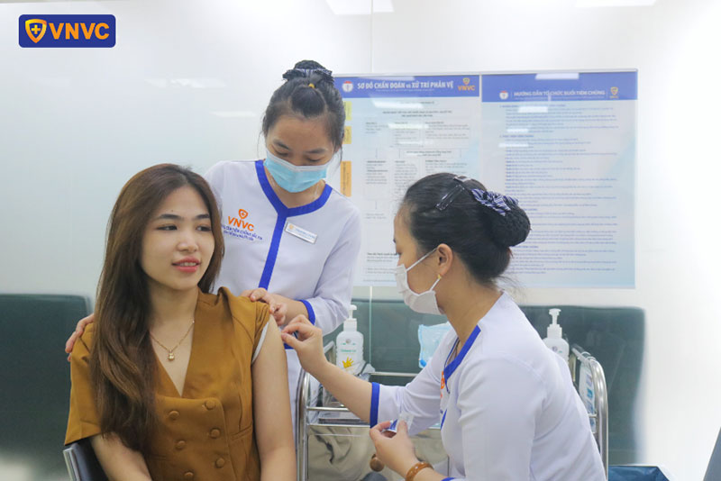 tinh thần thoải mái khi đi tiêm hpv