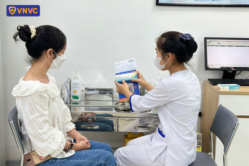 chích ngừa ung thư cổ tử cung