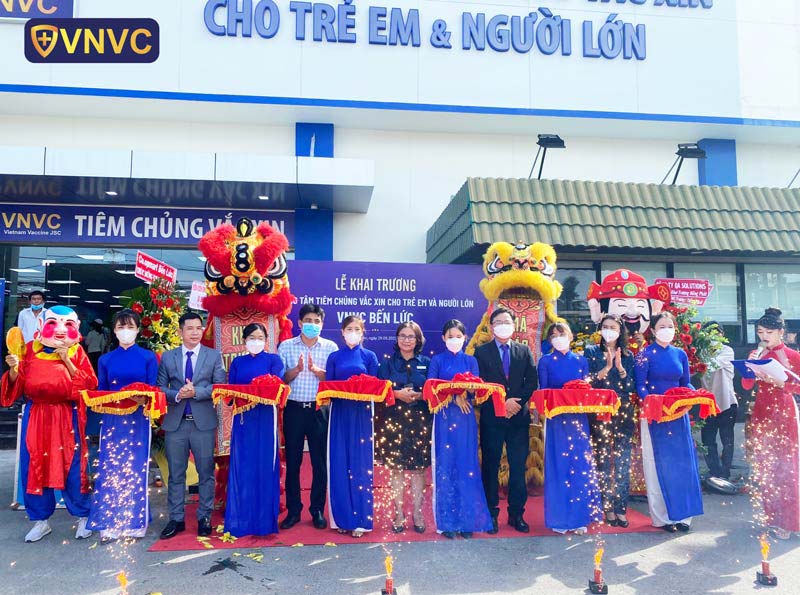 khai truong vnvc ben luc