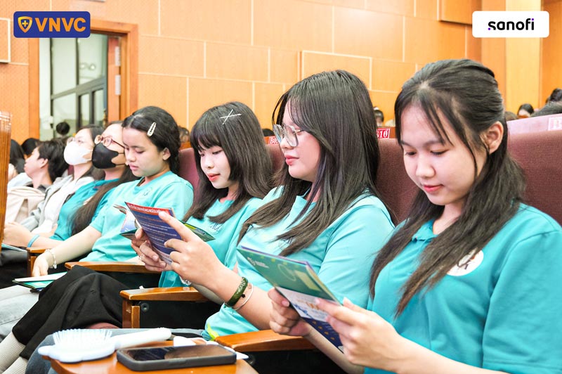 vnvc tư vấn sức khỏe học đường