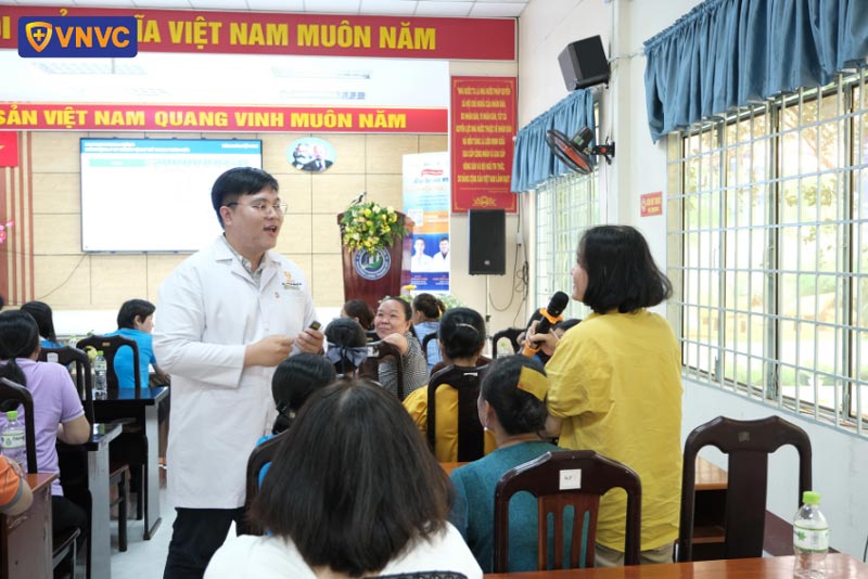 bác sĩ huỳnh trần an khương