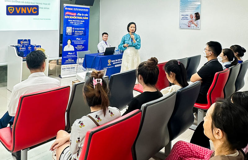 bác sĩ phạm thị vạn xuân