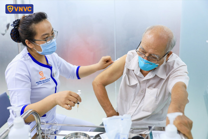 có cần thiết tiêm phế cầu không