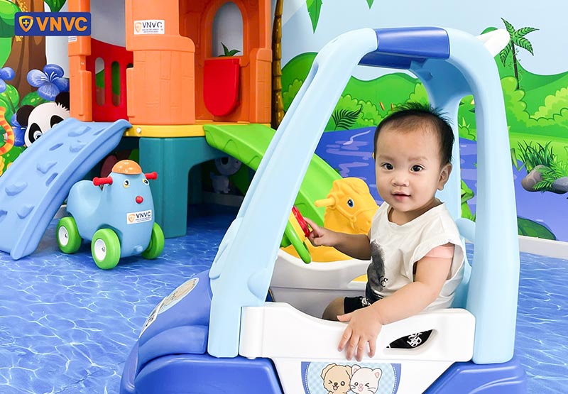 khu vui chơi cho bé tại vnvc phú xuân