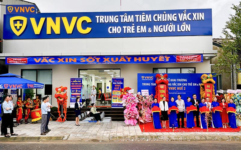 lễ khai trương trung tâm tiêm chủng vnvc phú xuân