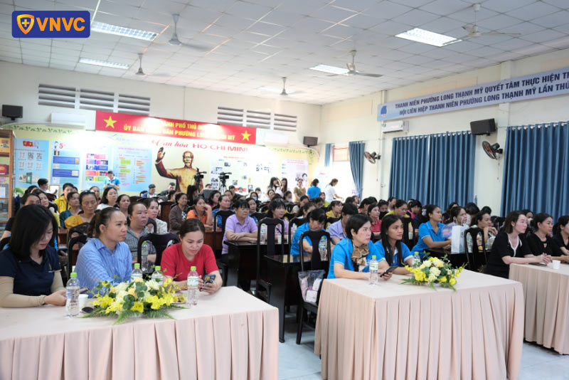 lớp tư ván sức khỏe thai sản 41