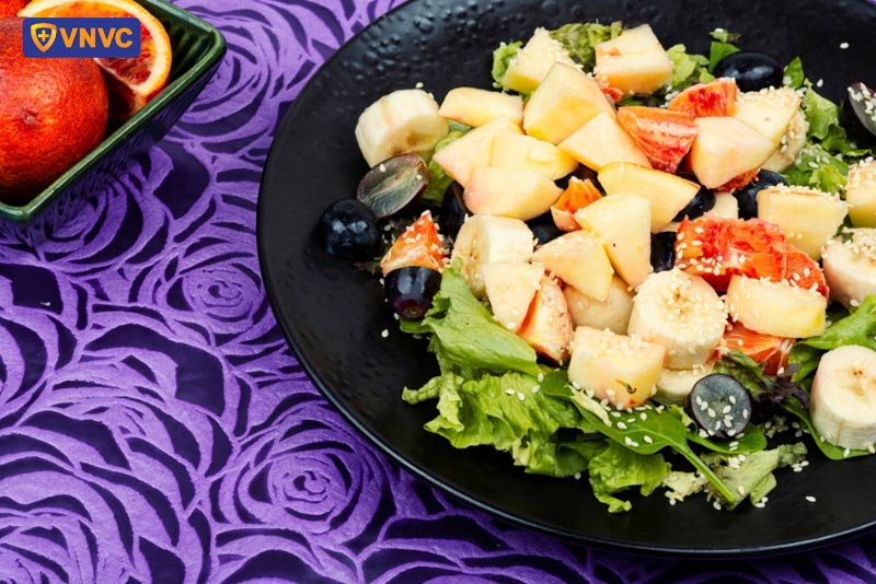 salad trái cây với chuối
