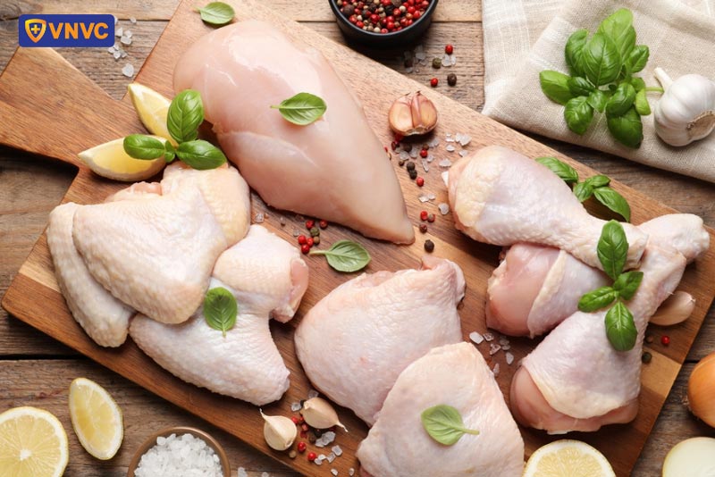sốt xuất huyết ăn thịt gà được không