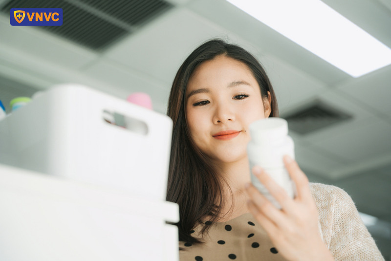 cần đọc kỹ thông tin trên nhãn thuốc kết hợp