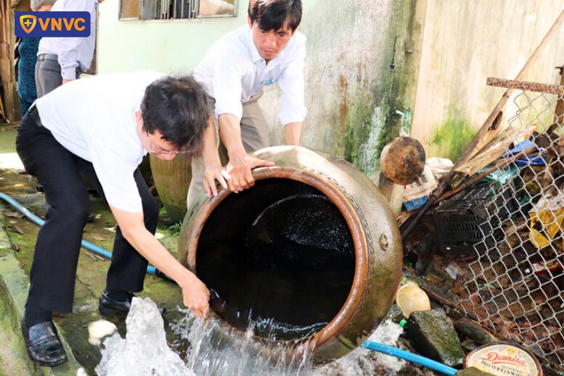 diệt loăng quăng phòng sốt xuất huyết