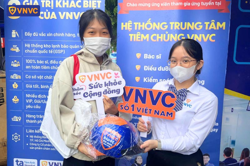 hình ảnh ngày hội việc làm tại đại học y cần thơ