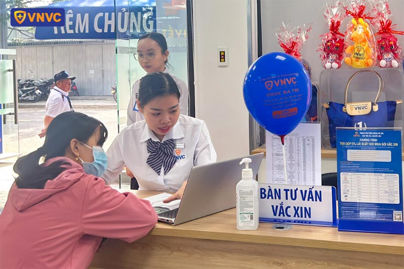 hình ảnh ngày khai trương vnvc ba tri