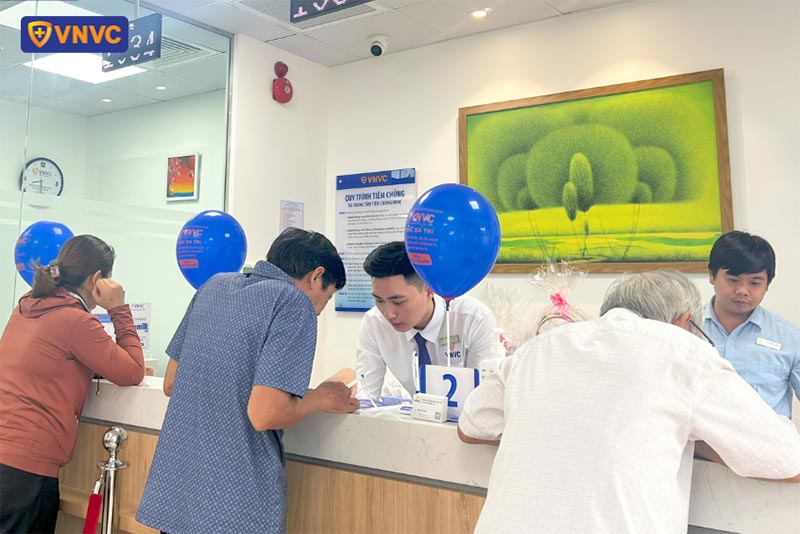 hình ảnh ngày khai trương vnvc ba tri