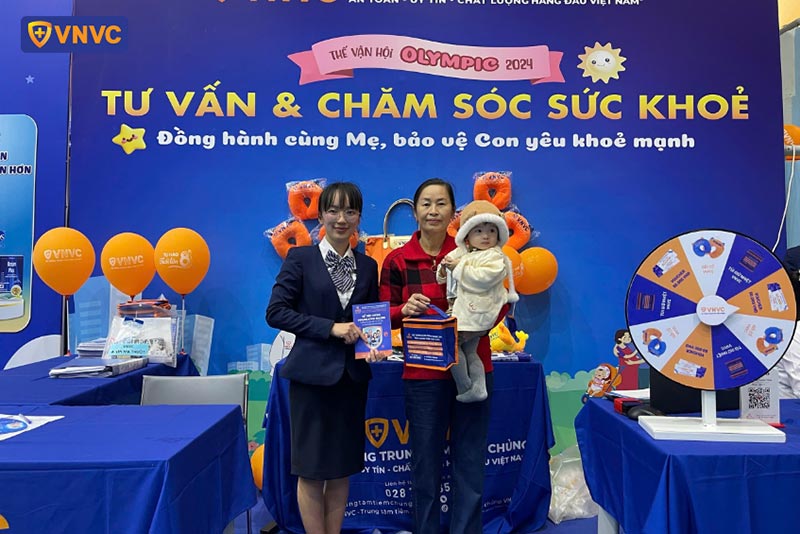 những quà tặng trao tay khách hàng